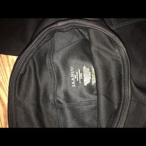 Jaanuu yoga scrub pants